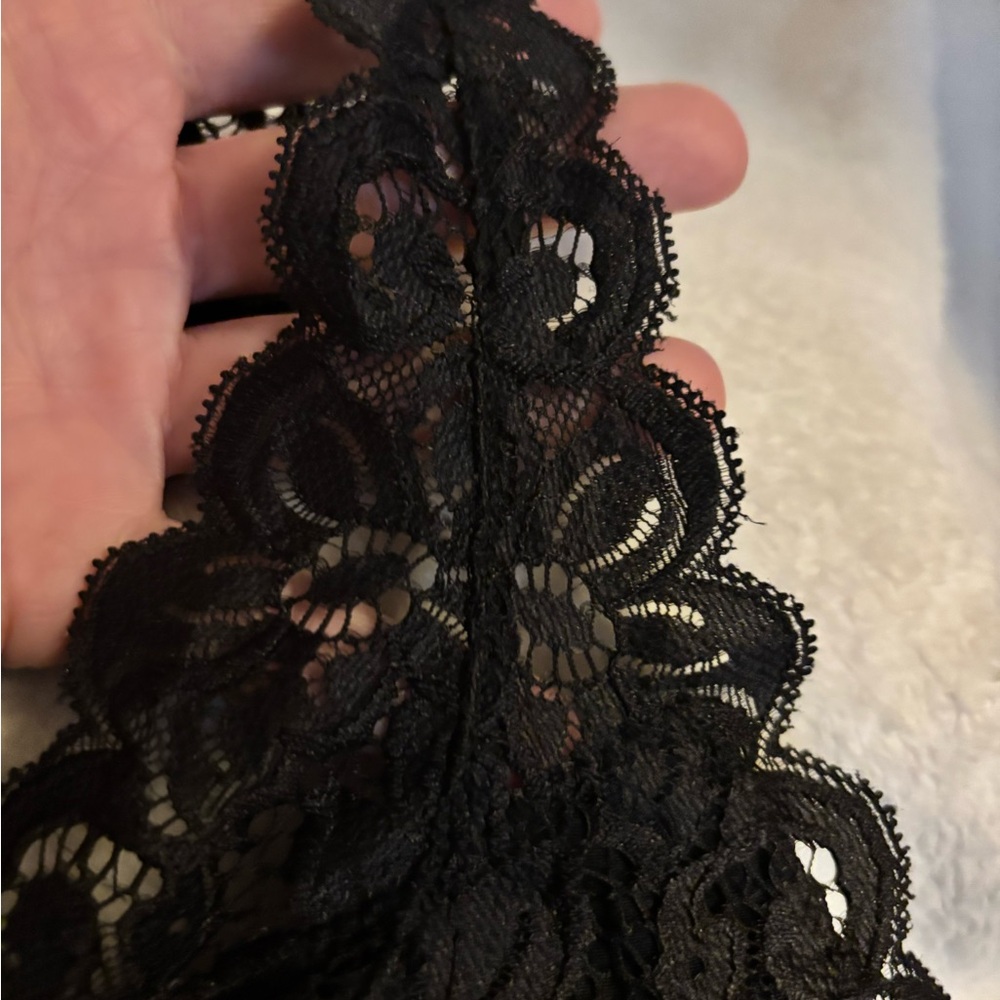 Maurices Black Floral Lace Bralette NWOT Size Large - Picture 6 of 7